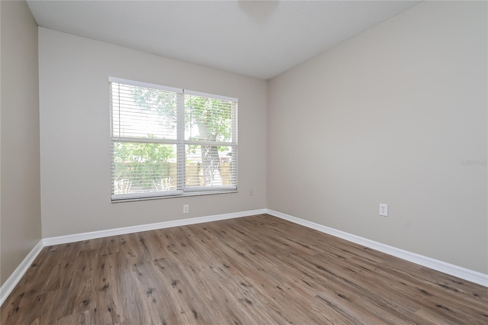 MEADOW WOODS RESERVE - Residential