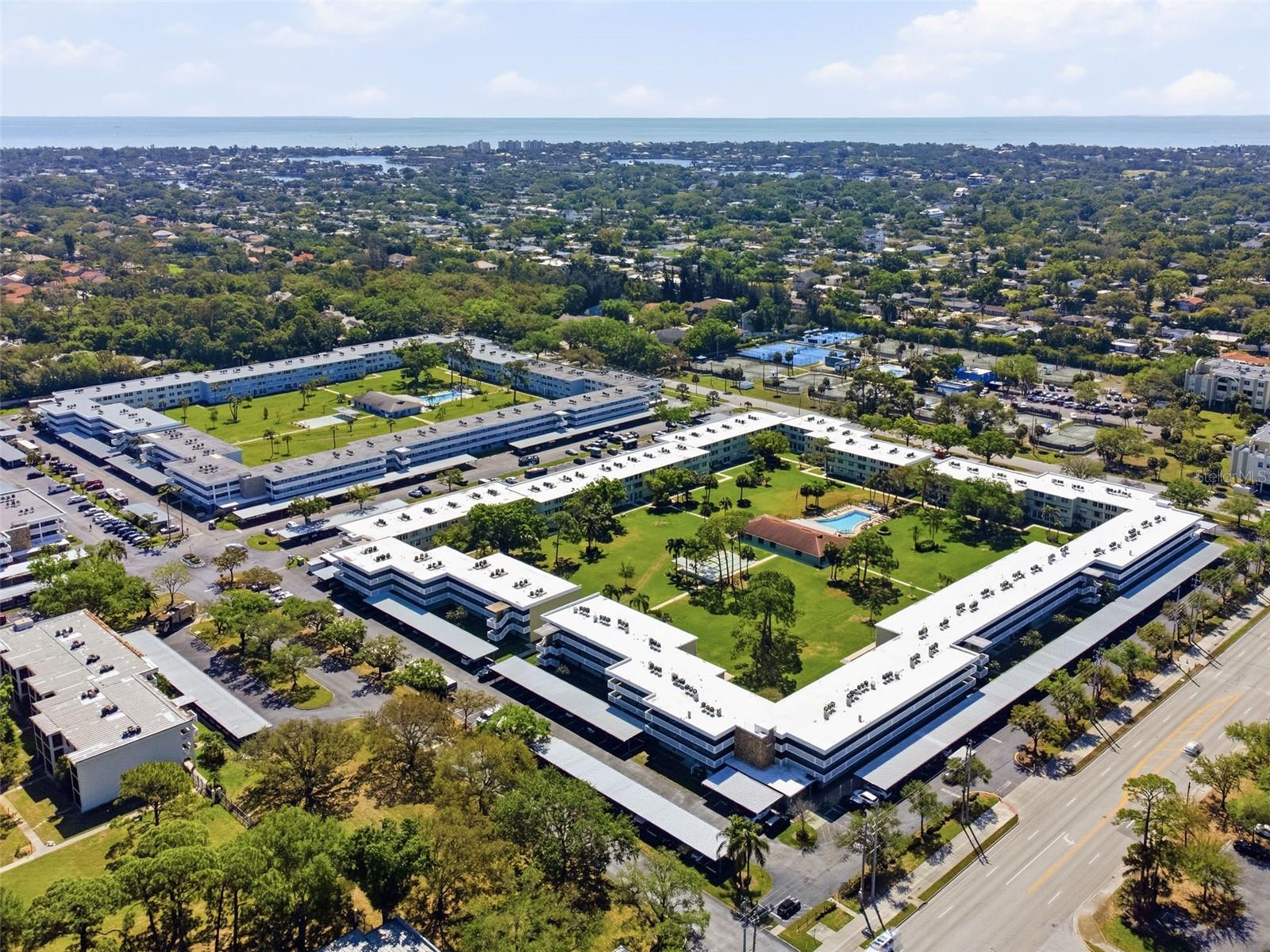 WINSTON PARK NORTHEAST - Residential