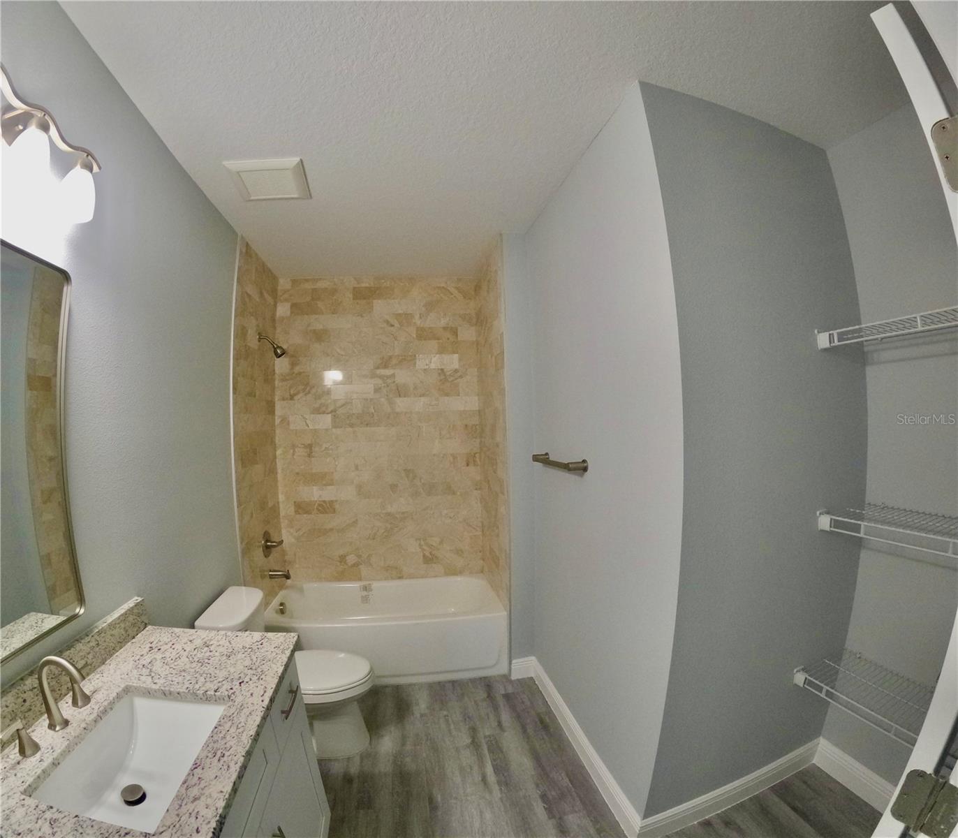 SULPHUR HILL - Residential