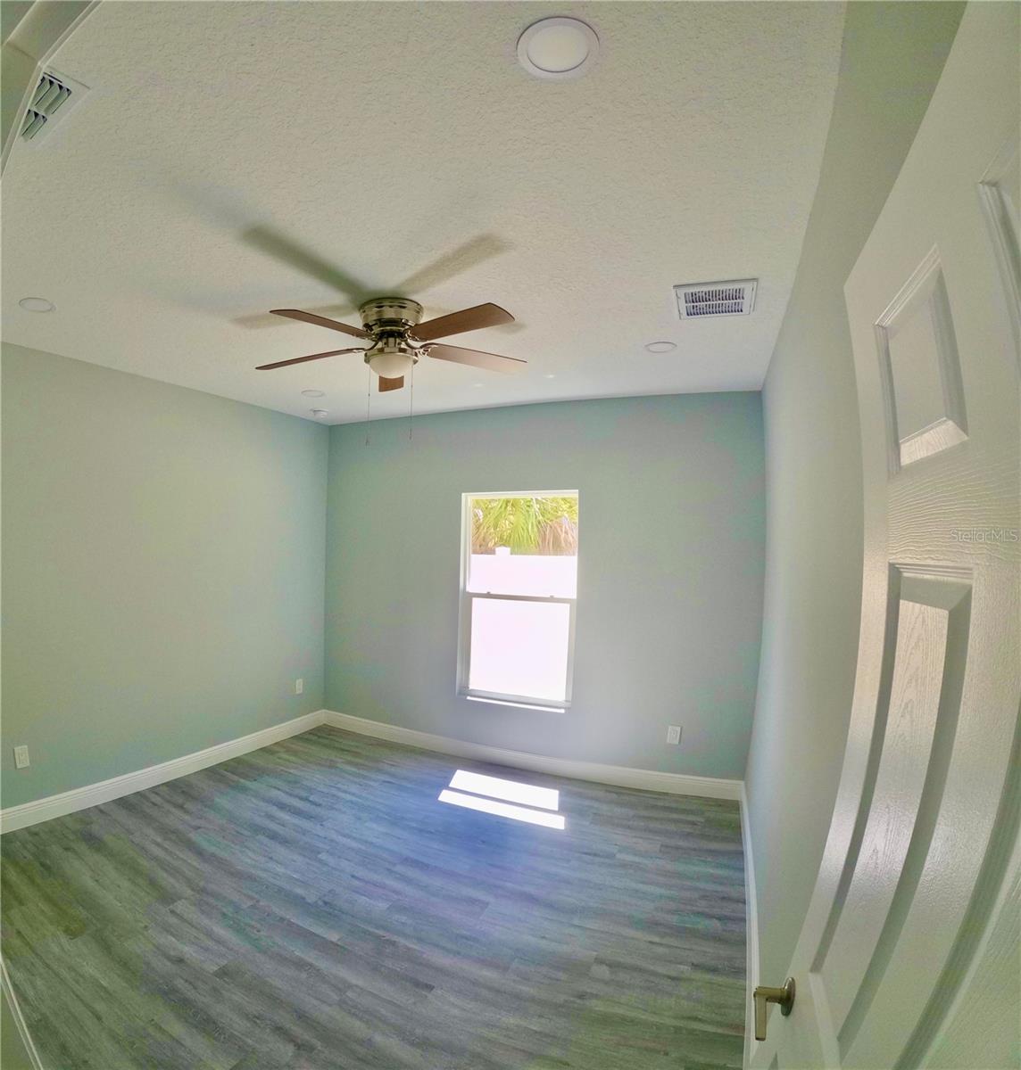 SULPHUR HILL - Residential