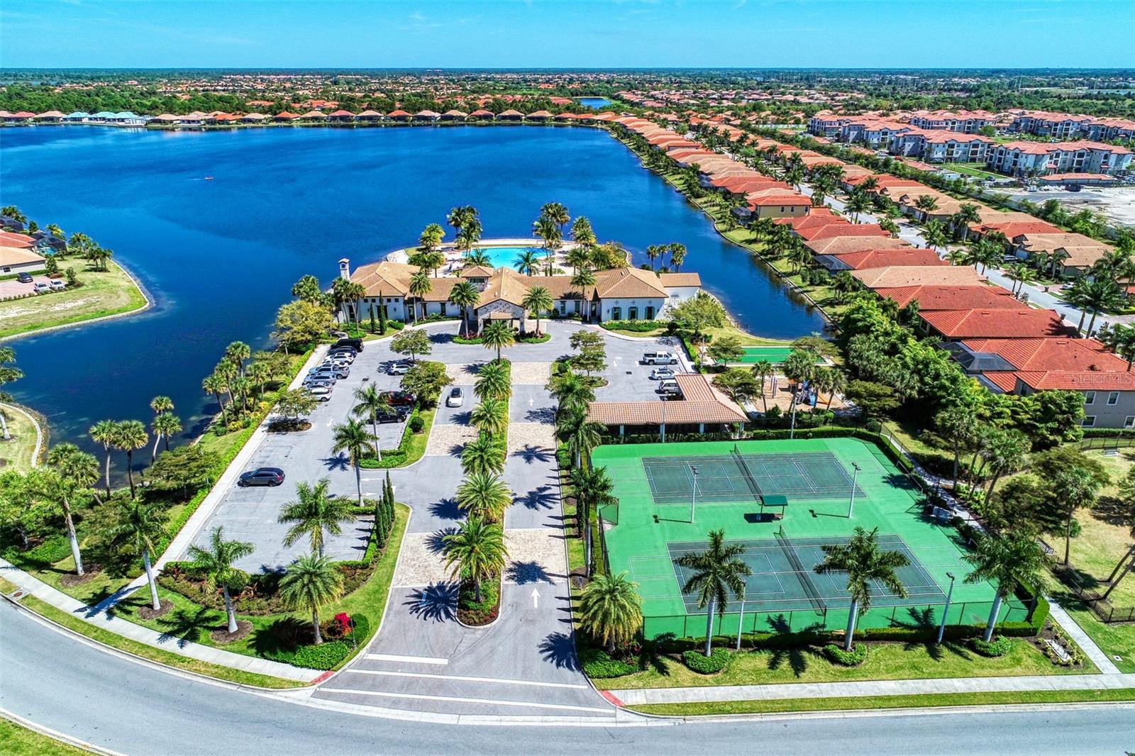 TOSCANA ISLES CARRIAGE HOMES - Residential