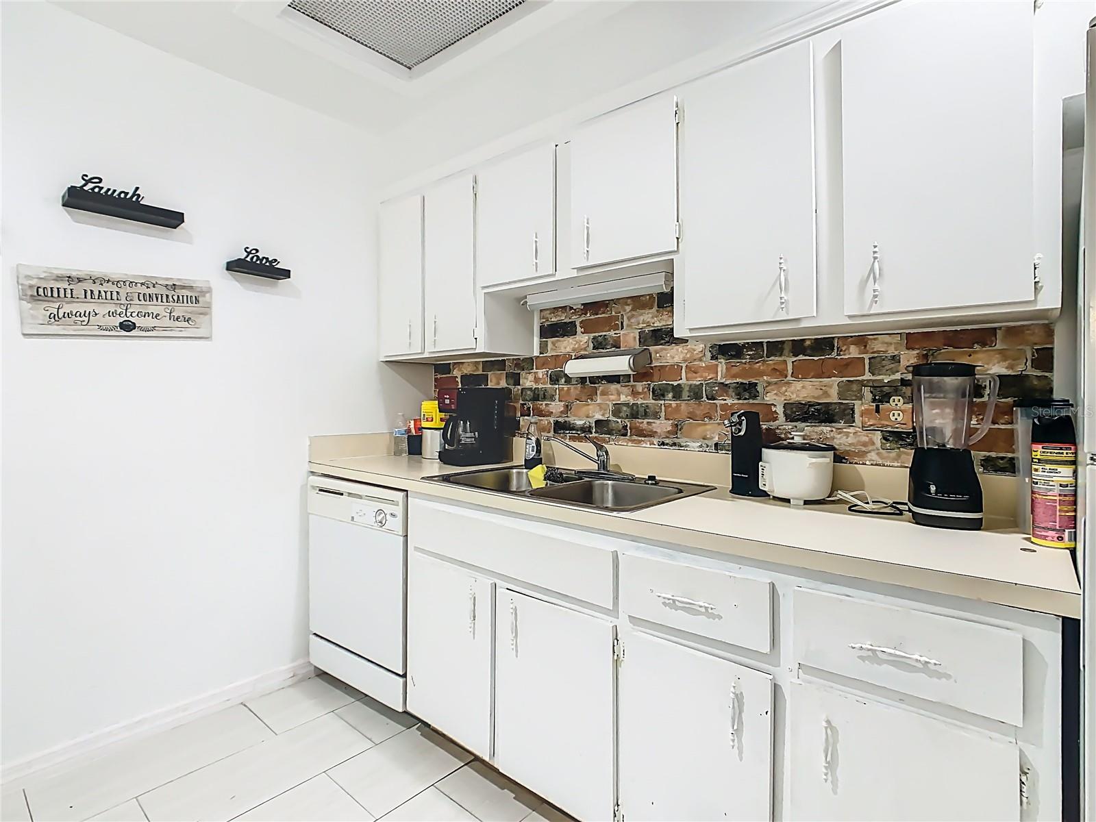 WATERWAY VILLAGE - Residential