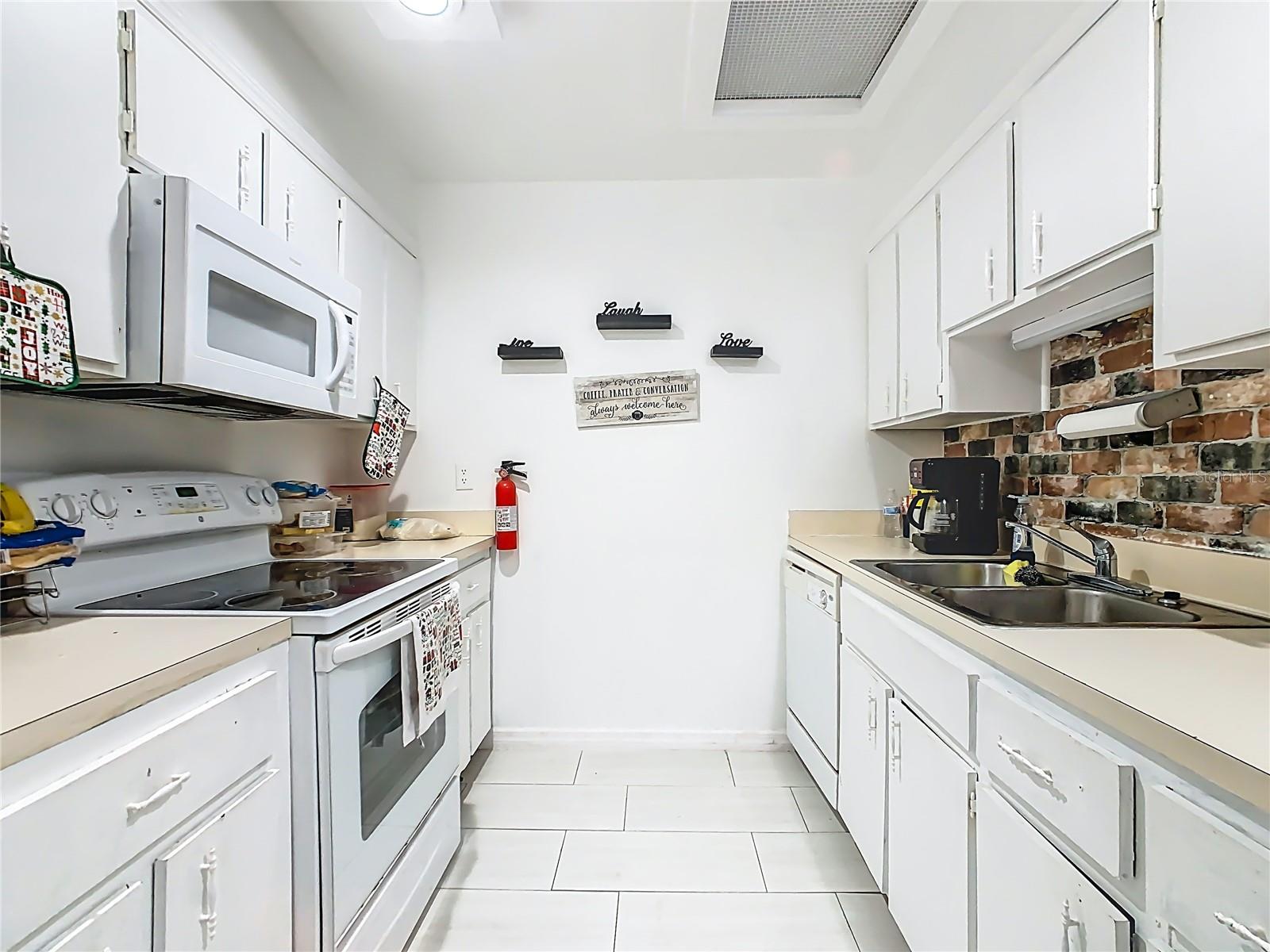 WATERWAY VILLAGE - Residential