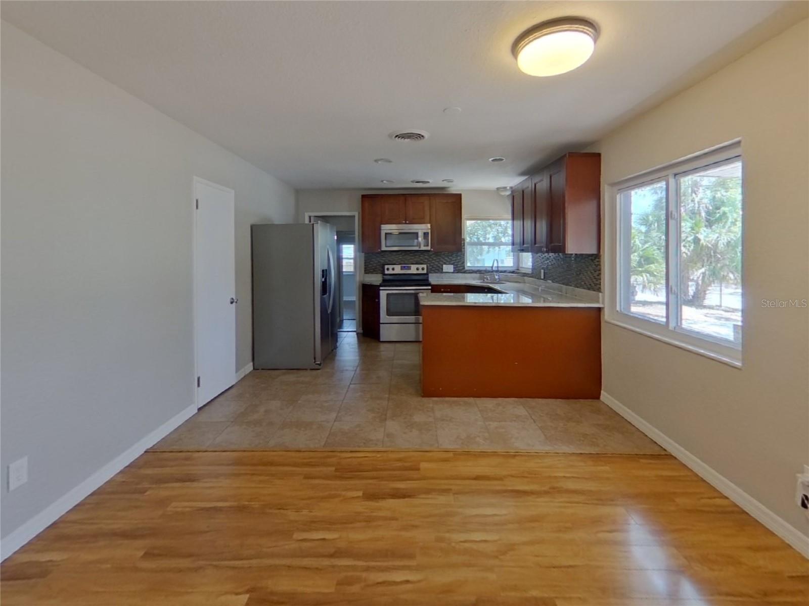 10719 CHEROKEE DRIVE