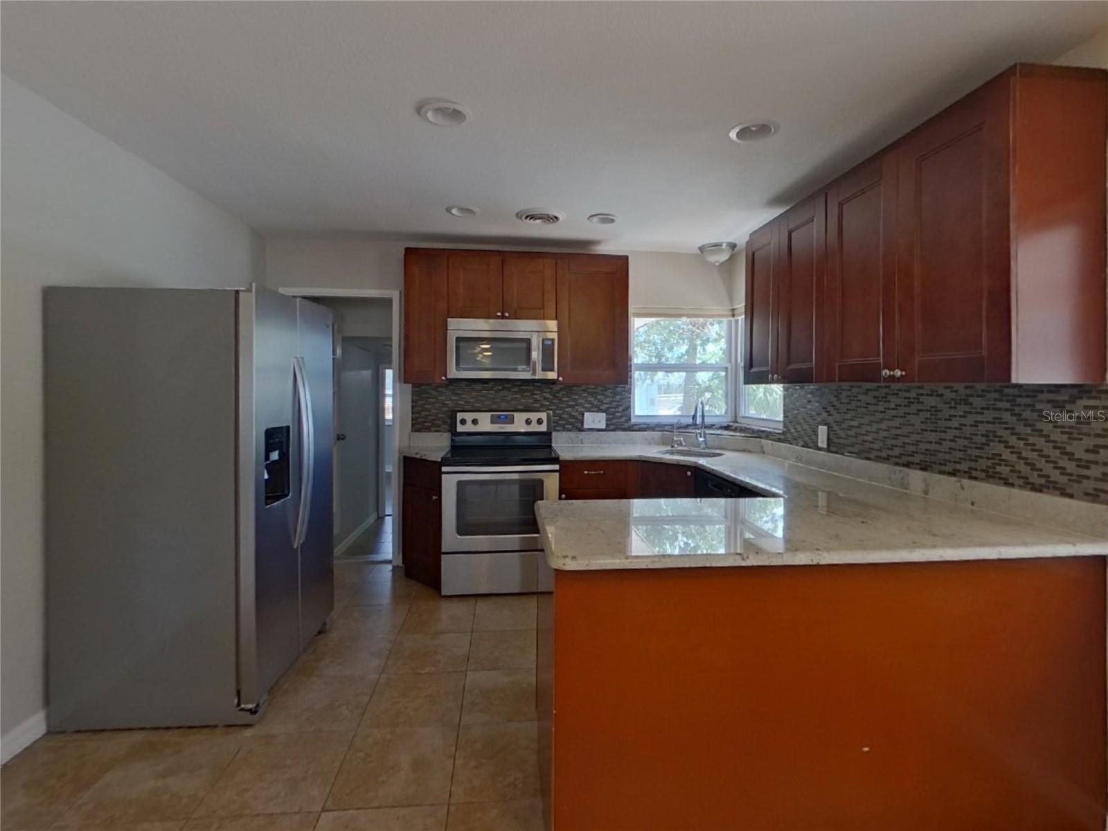 10719 CHEROKEE DRIVE
