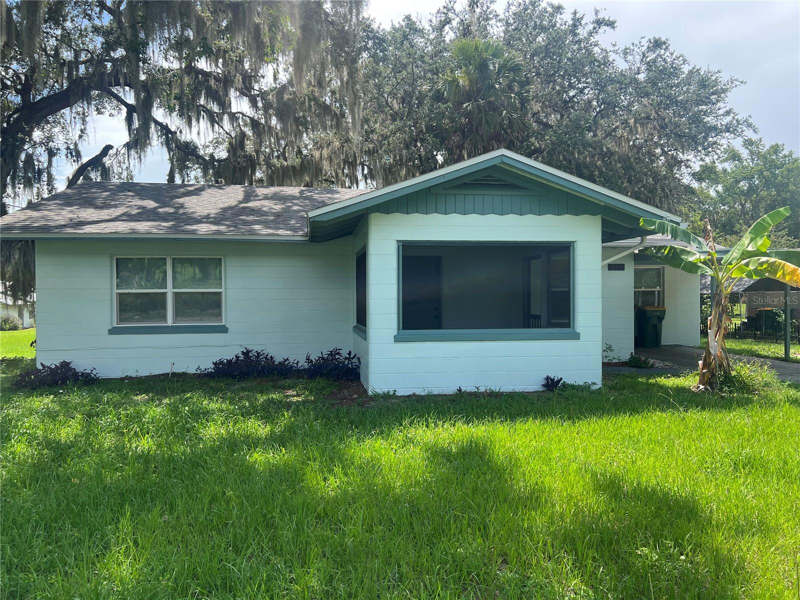 Come see this beautiful single-family home for lease at 711 S Clayton Street in Mount Dora, FL 32757! This fully renovated home has 3 bedrooms and 1.5 bathrooms, making it a great space for families or anyone who wants a little extra room. When you walk in, you’ll notice how clean and fresh everything feels. The floors, paint, and fixtures have all been updated. The living room is cozy and welcoming, perfect for relaxing or spending time with family. The kitchen is bright and modern, with plenty of space to cook your favorite meals.
The full bathroom has been nicely redone. Each bedroom is a good size with lots of natural light and closet space. The home sits on a large lot with a big front and backyard—great for enjoying the outdoors. There's also a screened-in front porch and a screened-in back porch, so you can enjoy the fresh air without worrying about bugs. Plus, the home comes with a carport to keep your car covered from the sun and rain.
Located just minutes from downtown Mount Dora, you'll be close to shops, restaurants, parks, and schools. It’s a quiet street with a small-town feel, but everything you need is still nearby.
If you’re looking for a move-in-ready home with charm, space, and extra outdoor living areas, this is it! Schedule a tour today!
