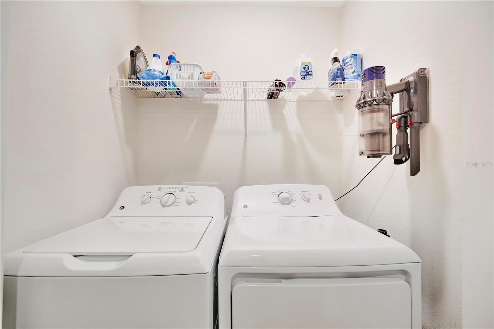 LAKEWOOD NATIONAL - Residential