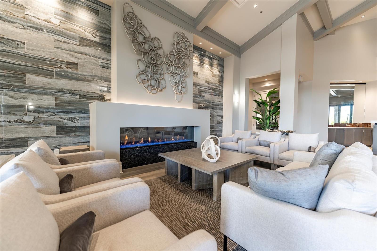 LAKEWOOD NATIONAL - Residential