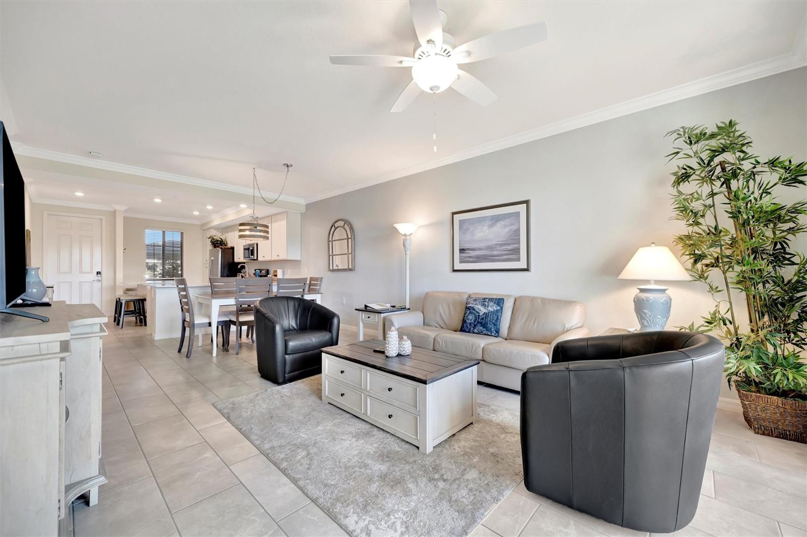 LAKEWOOD NATIONAL - Residential