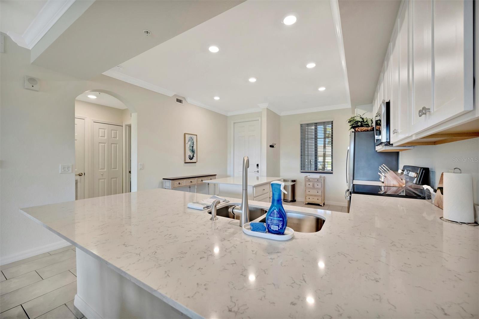 LAKEWOOD NATIONAL - Residential