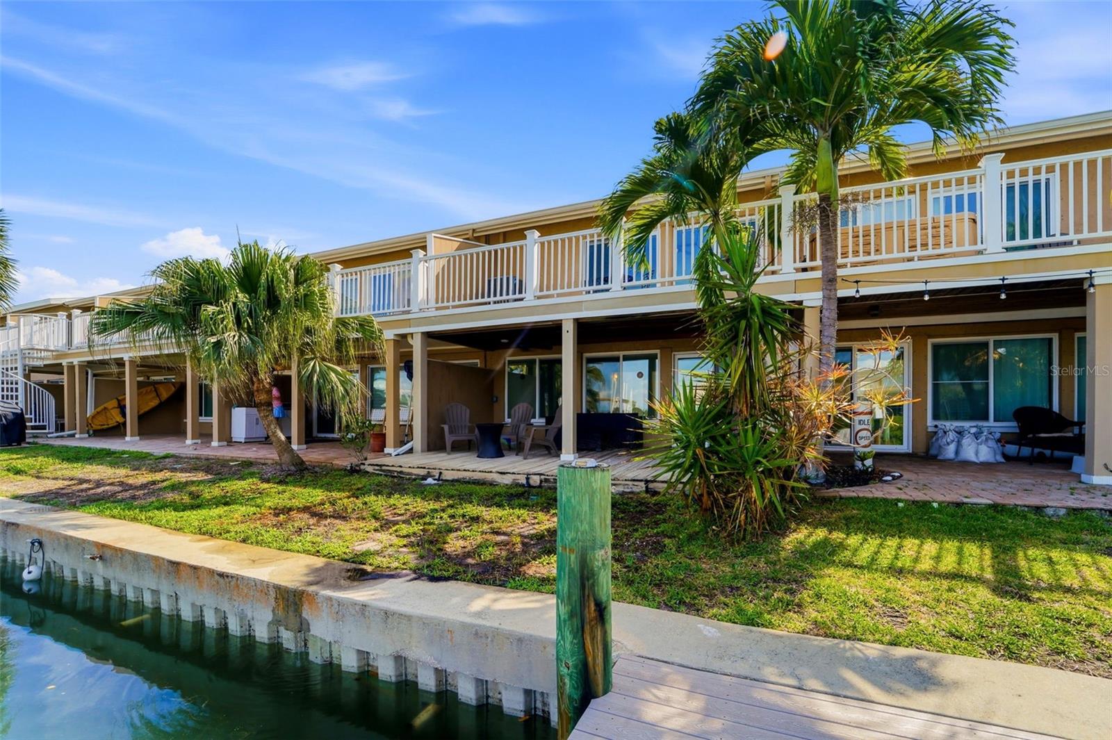 LA HACIENDA CONDO - Residential