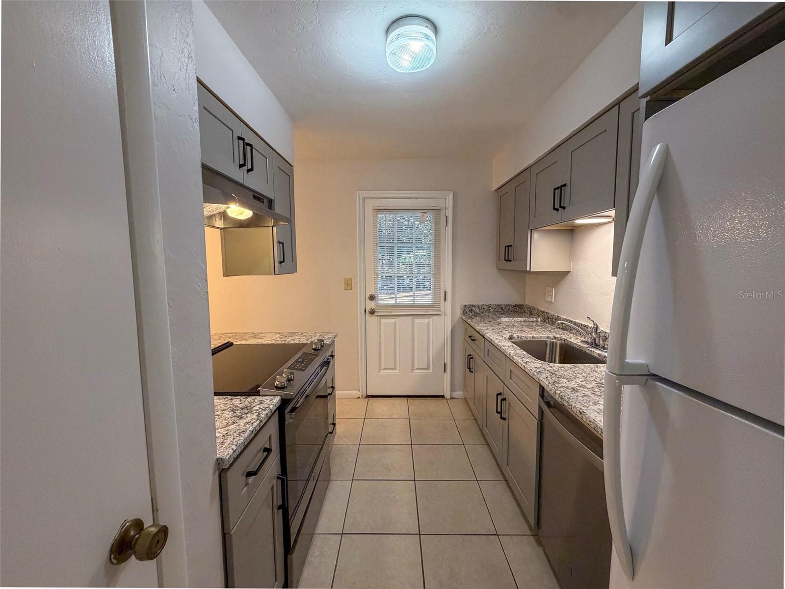 NORTHWOOD - Residential Lease