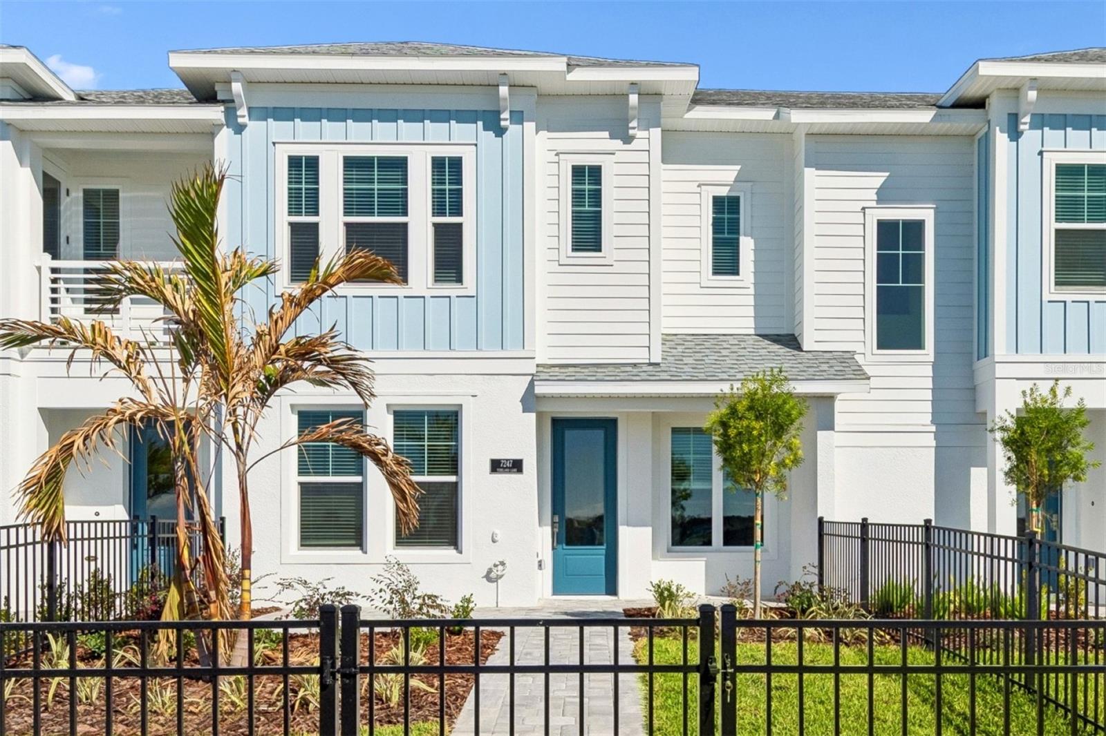 EMERALD LANDING AT WATERSIDE - Residential