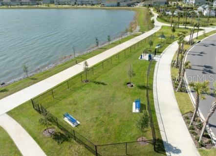 EMERALD LANDING AT WATERSIDE - Residential