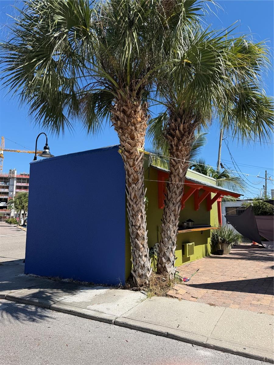 401 BURNS COURT, SARASOTA, FL, 34236 3 401 BURNS COURT