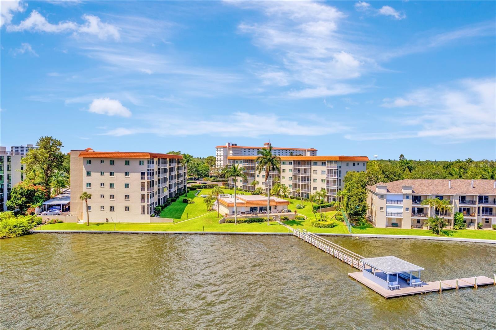 RIVER OAKS CONDO SEC B - Residential Lease