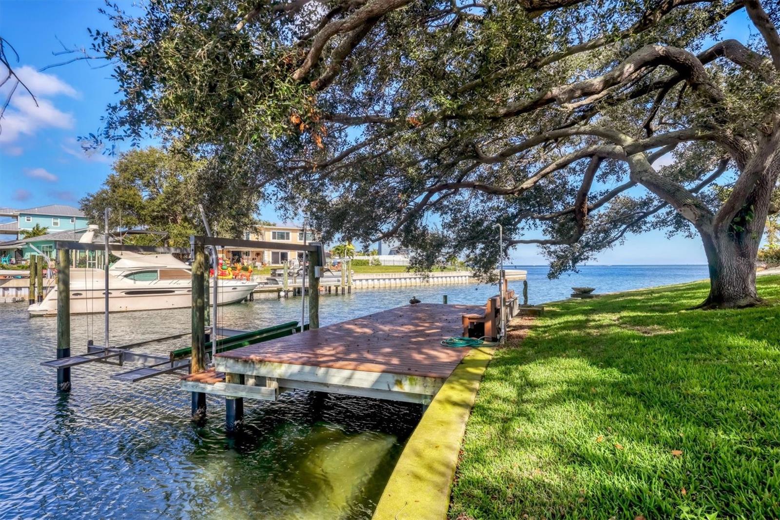 COQUINA KEY SEC 2 - Residential Lease