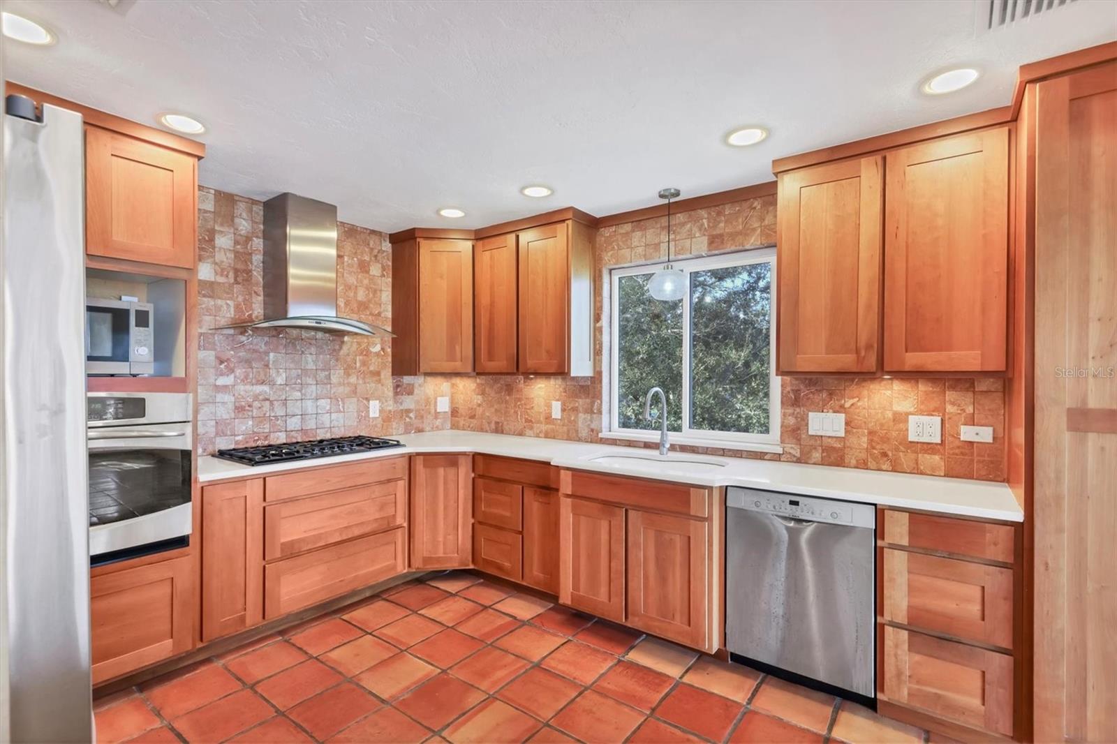 COQUINA KEY SEC 2 - Residential Lease