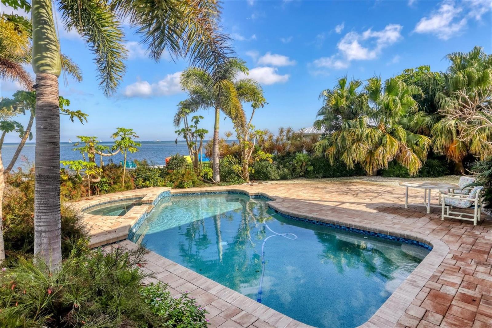 COQUINA KEY SEC 2 - Residential Lease