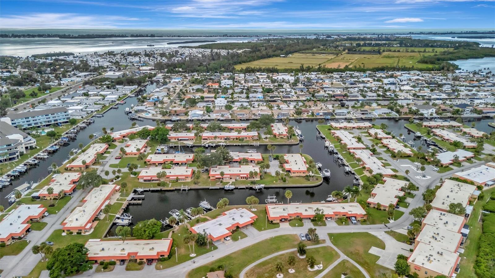 PALMA SOLA HARBOUR SEC 3 - Residential