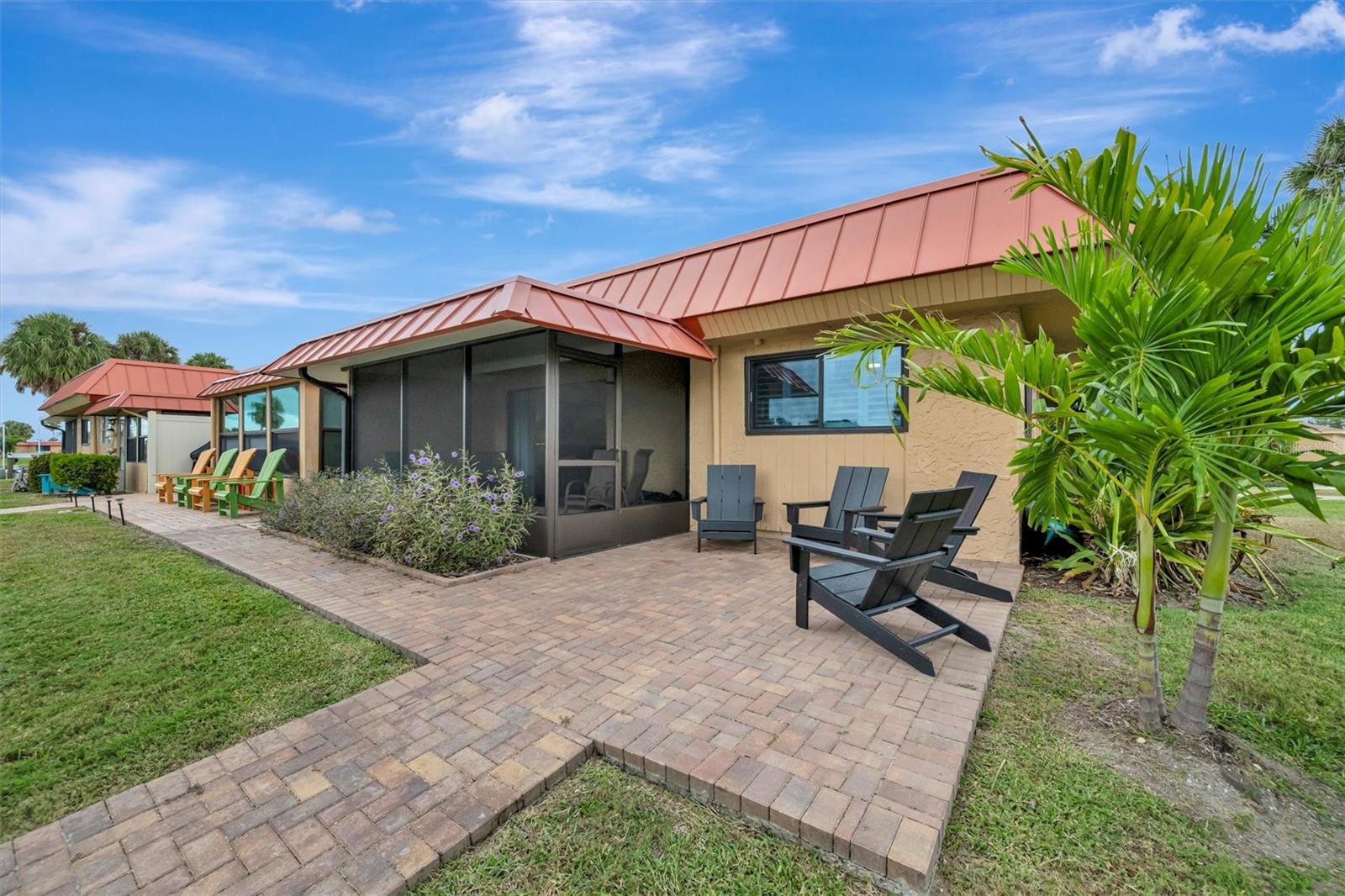 PALMA SOLA HARBOUR SEC 3 - Residential