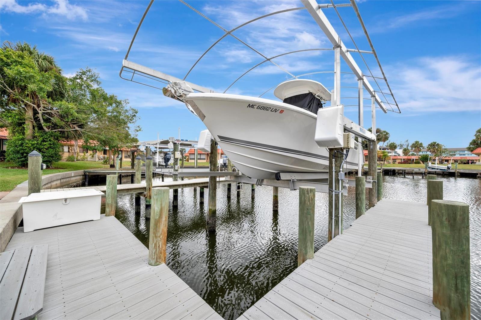 PALMA SOLA HARBOUR SEC 3 - Residential