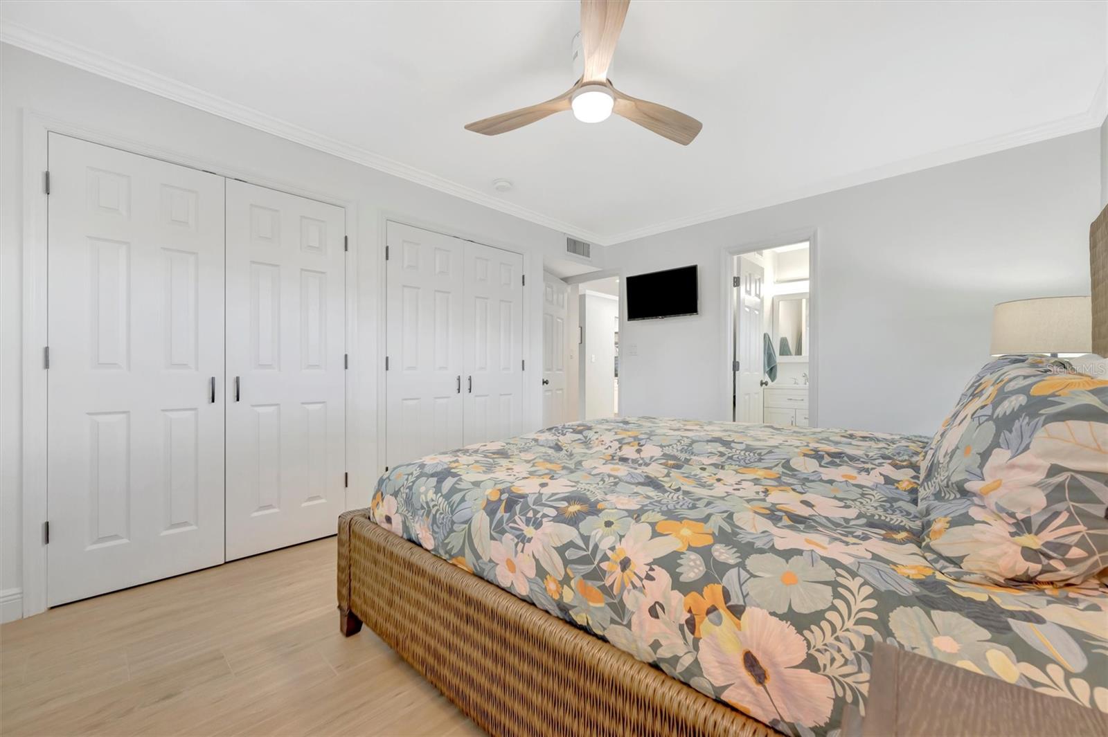 PALMA SOLA HARBOUR SEC 3 - Residential