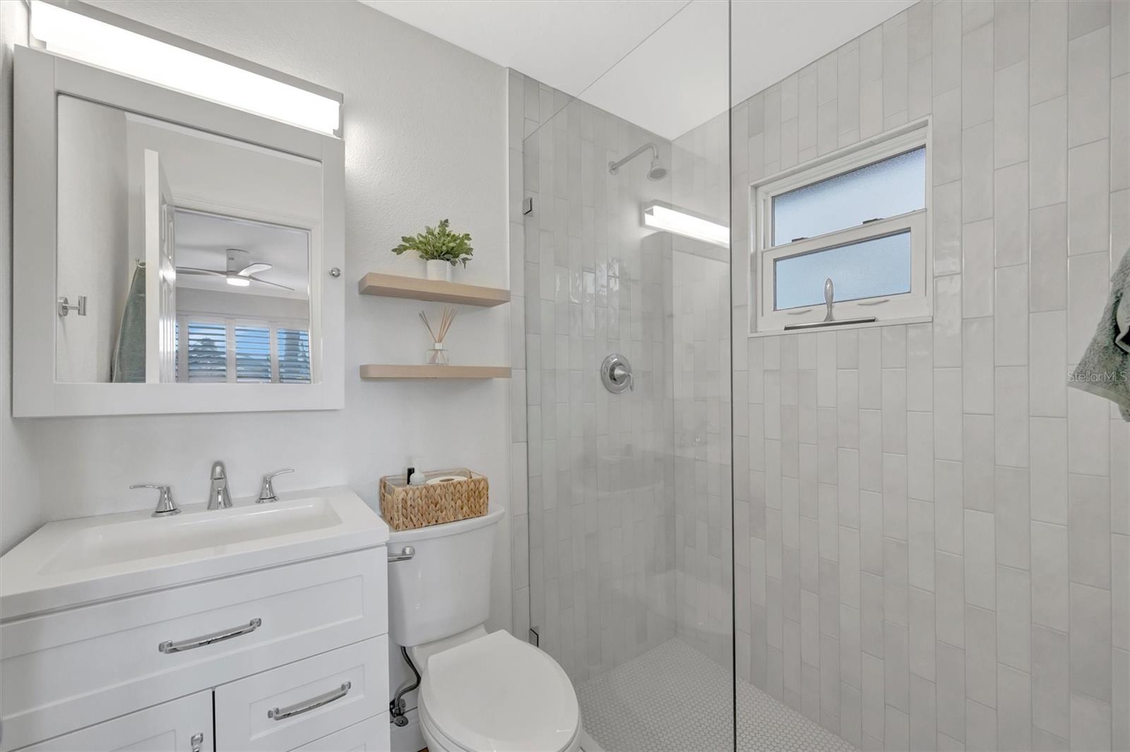 PALMA SOLA HARBOUR SEC 3 - Residential