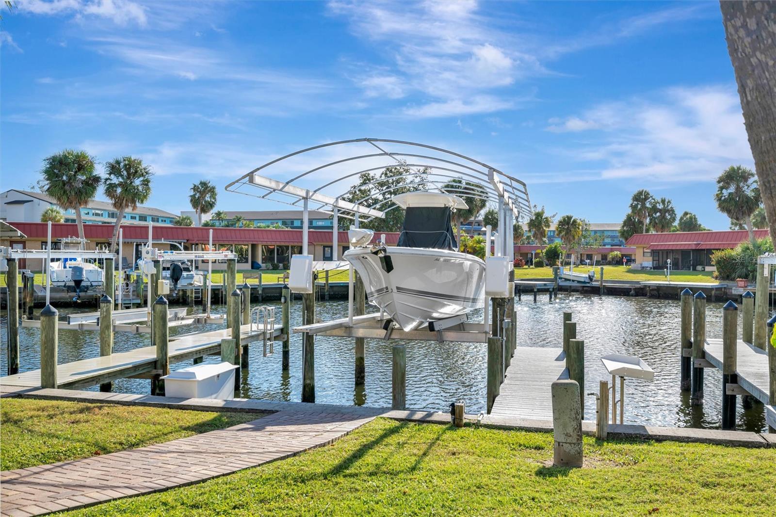 PALMA SOLA HARBOUR SEC 3 - Residential