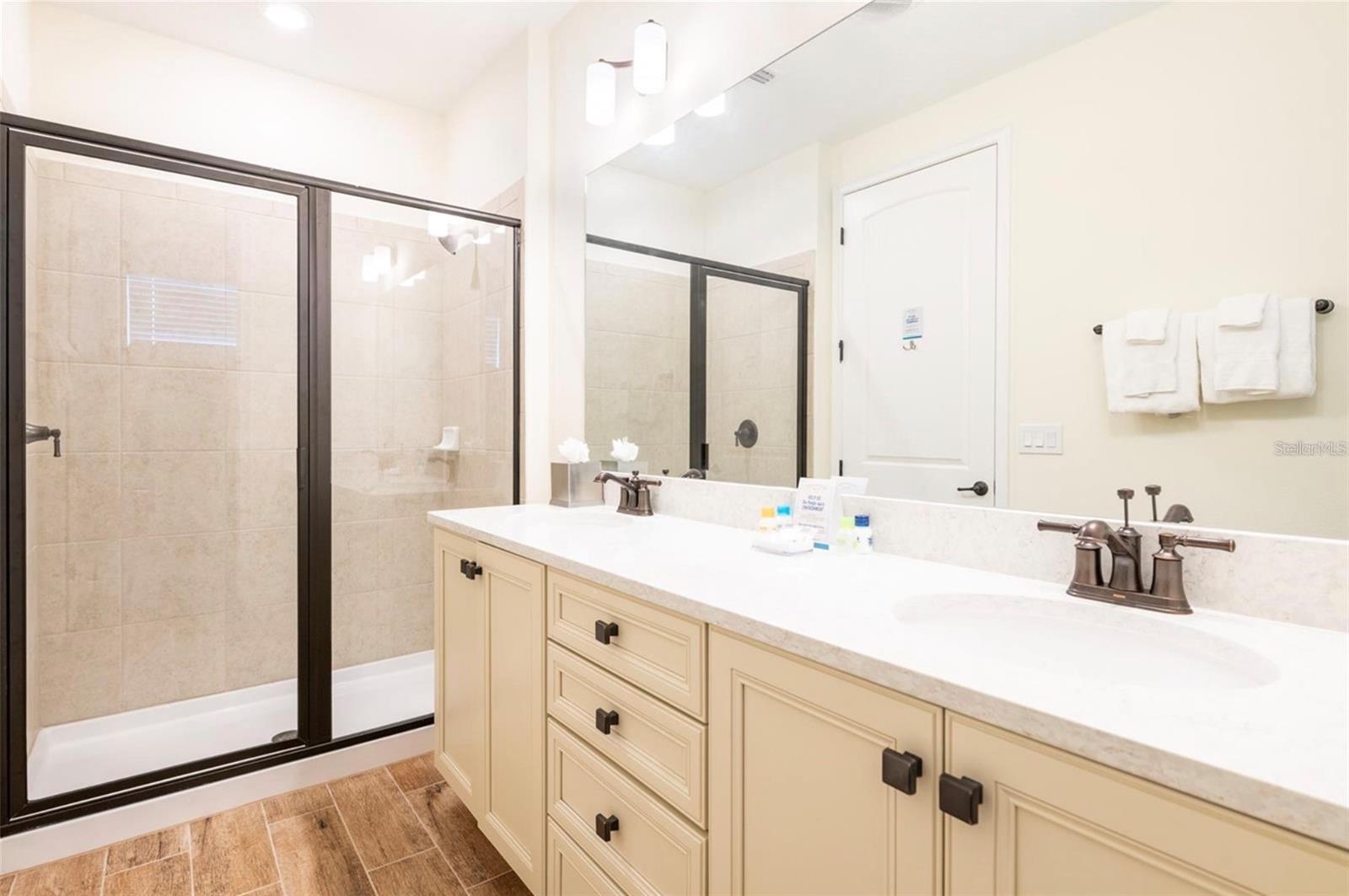 ROLLING OAKS PH 6 - Residential