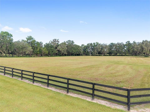 Tiny photo for 15224 NW 56th Court Road, Reddick, FL 32686 (MLS # OM734829)