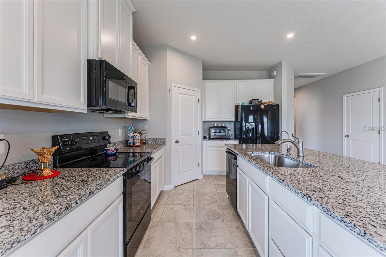 CYPRESS PRESERVE PH 2B 1 & 28 - Residential Lease