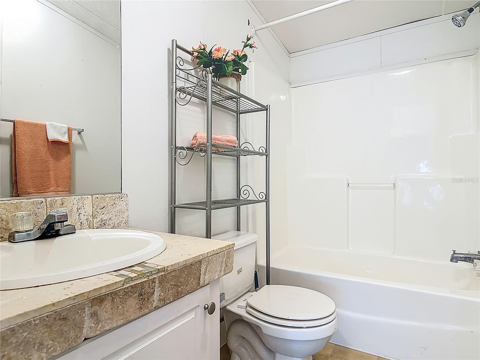 MOBILE HOME - Residential