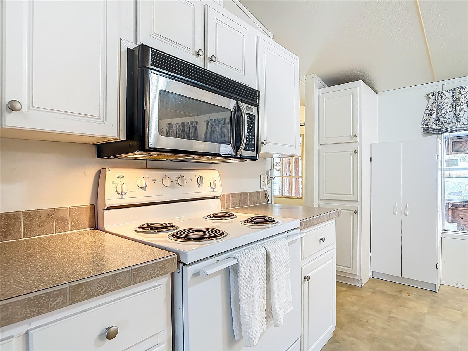 MOBILE HOME - Residential