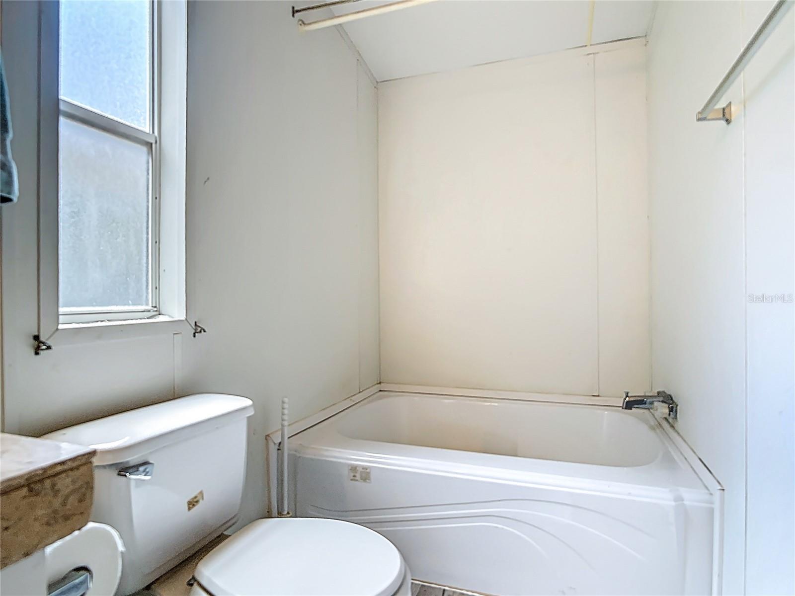 MOBILE HOME - Residential