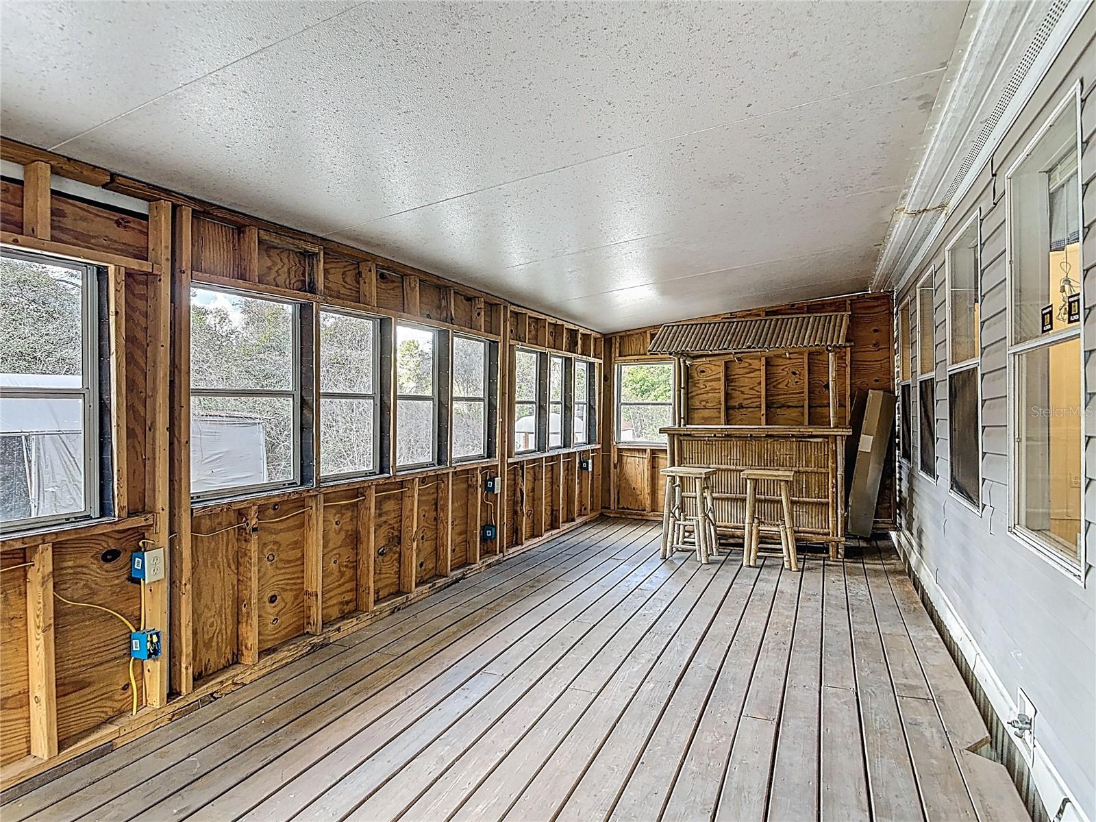 MOBILE HOME - Residential