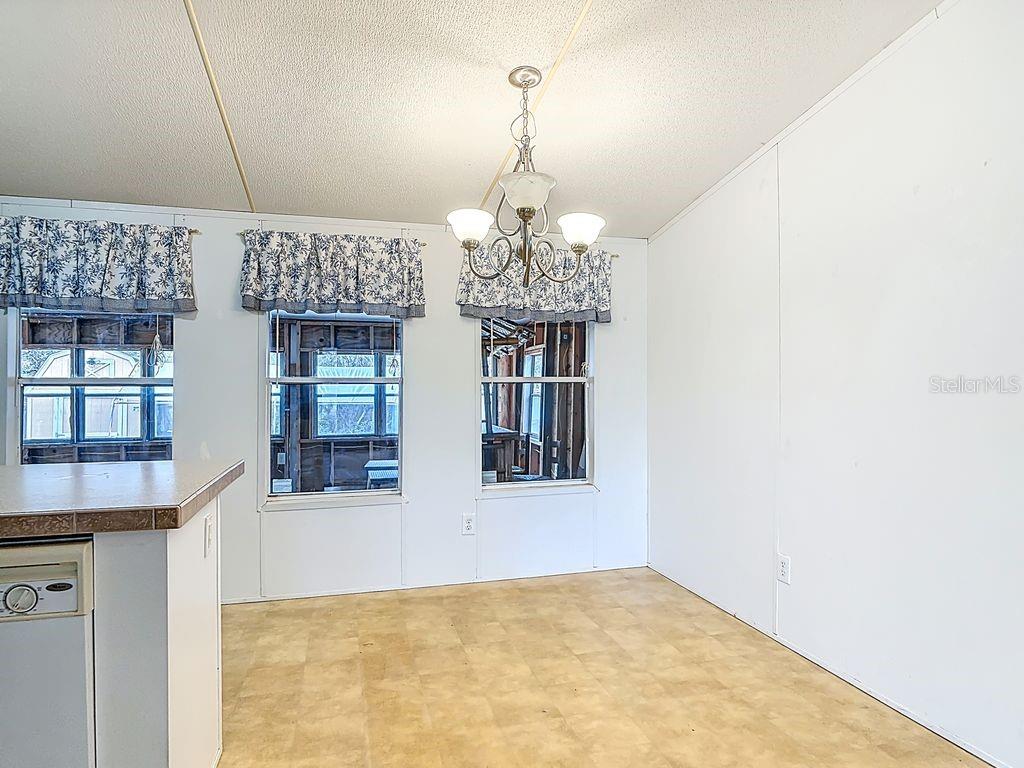 MOBILE HOME - Residential