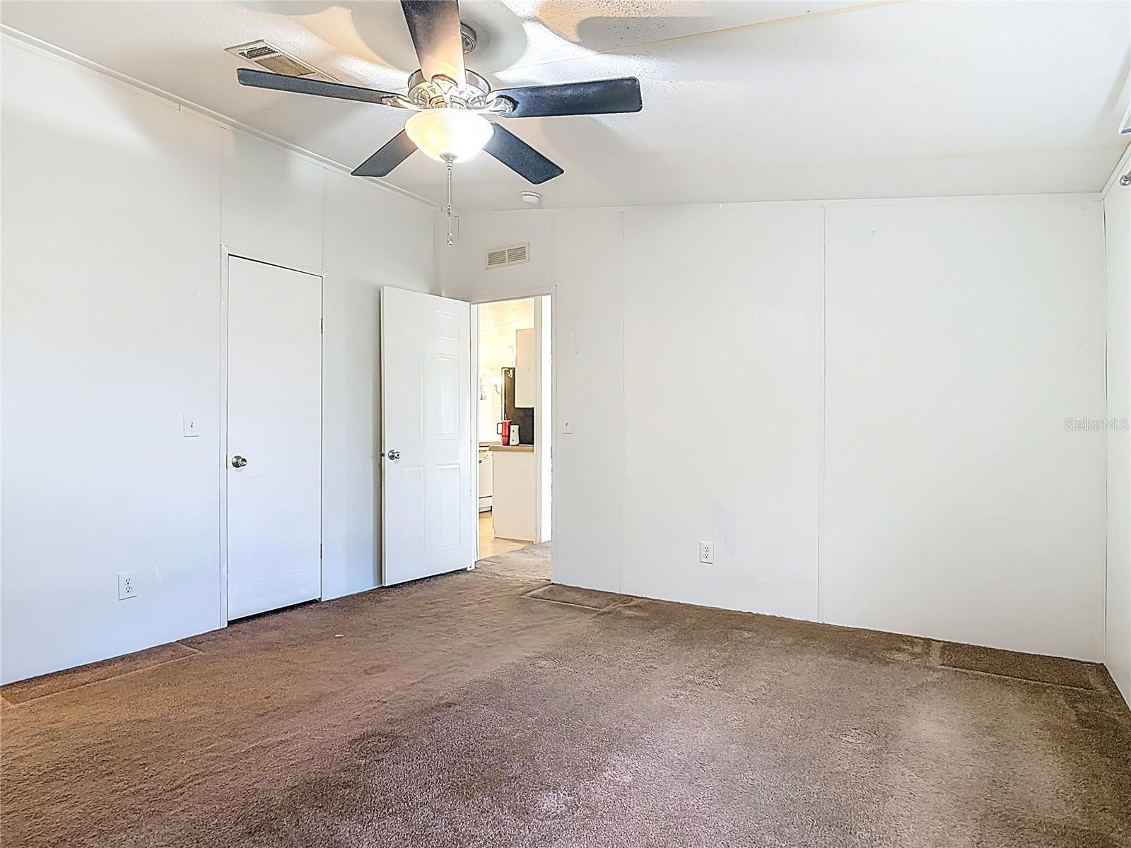 MOBILE HOME - Residential