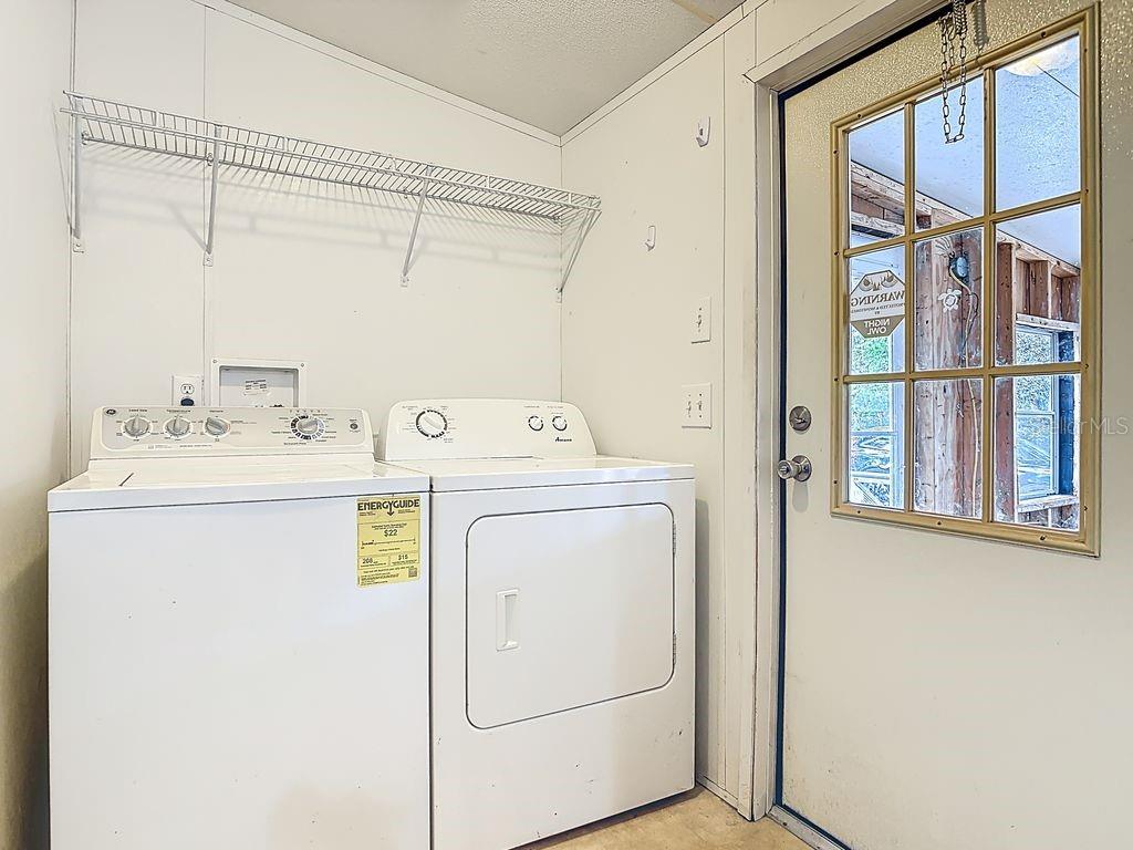 MOBILE HOME - Residential