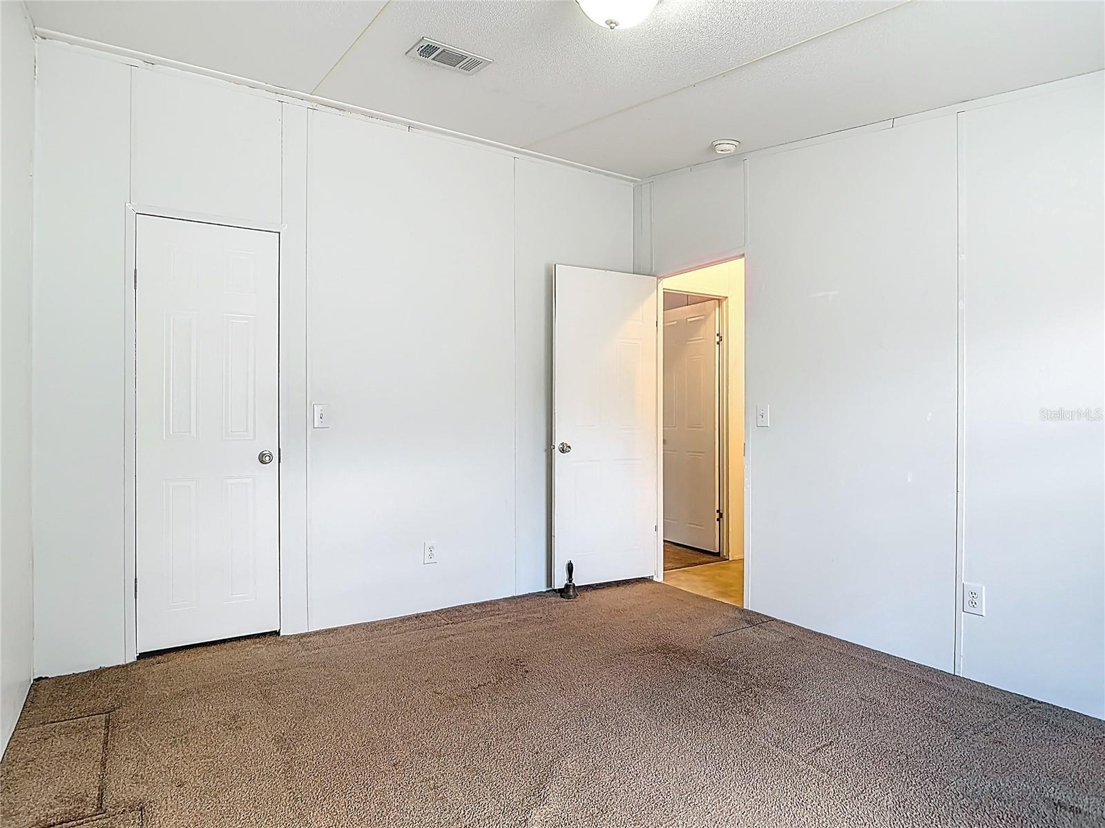 MOBILE HOME - Residential