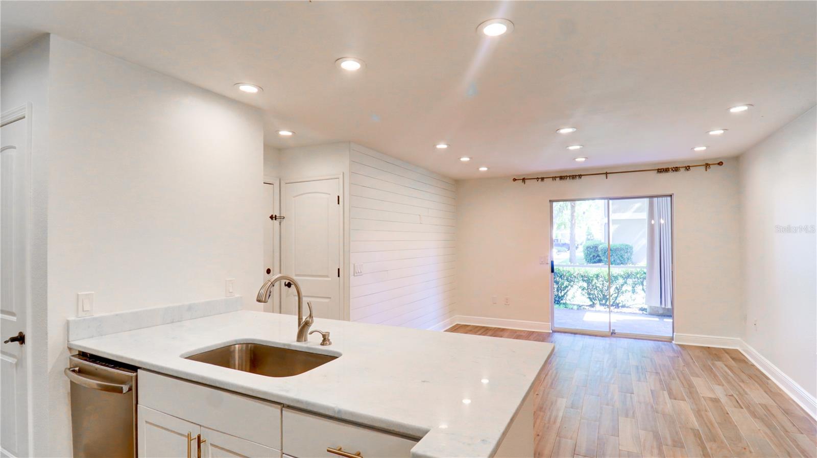 THE HIGHLANDS AT HUNTERS GREE - Residential