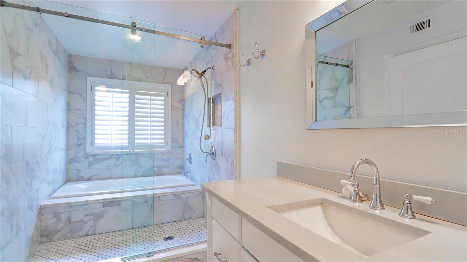 THE HIGHLANDS AT HUNTERS GREE - Residential