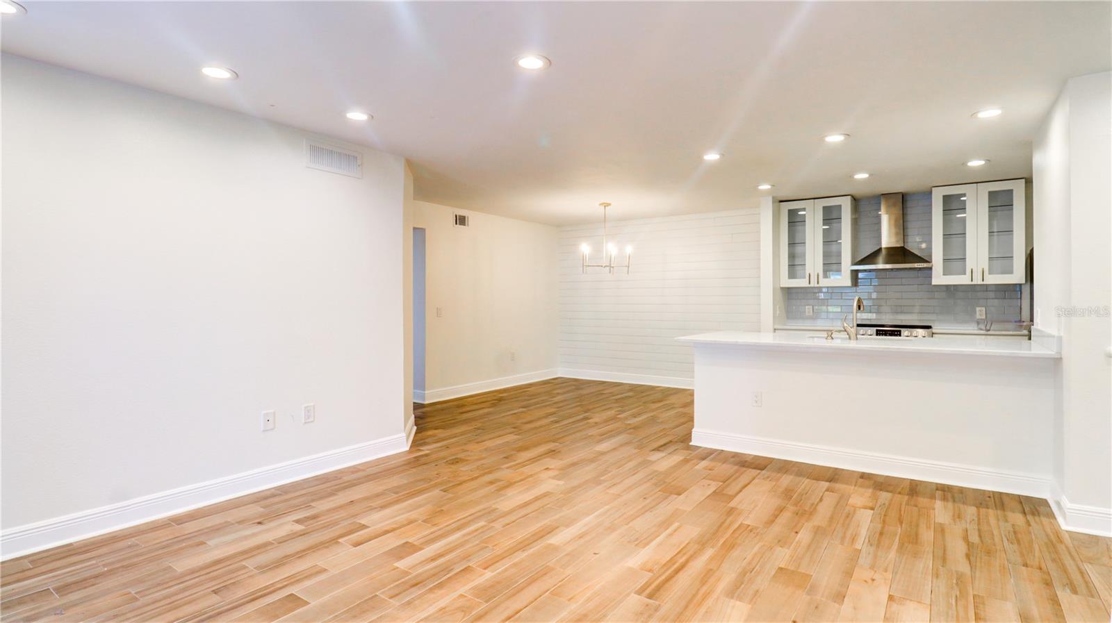 9481 HIGHLAND OAK DRIVE 1001