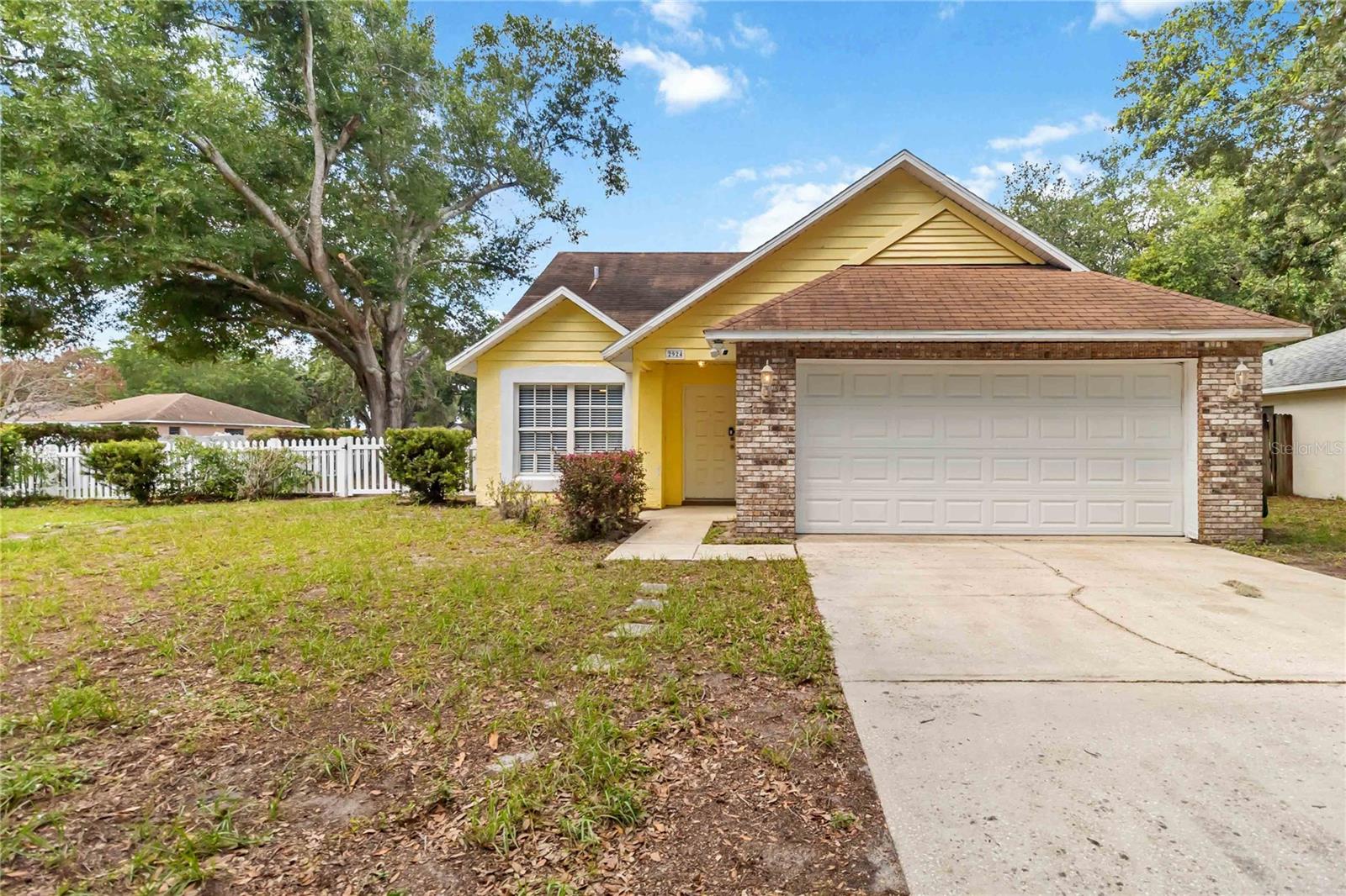 2924 DANA LANE