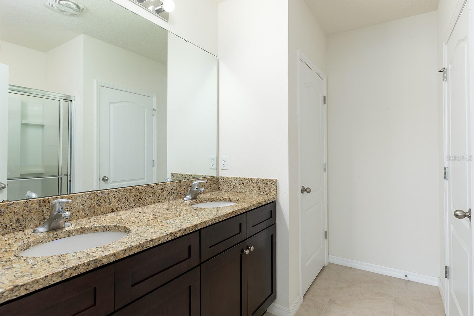 OAK TRAIL RESERVE - Residential