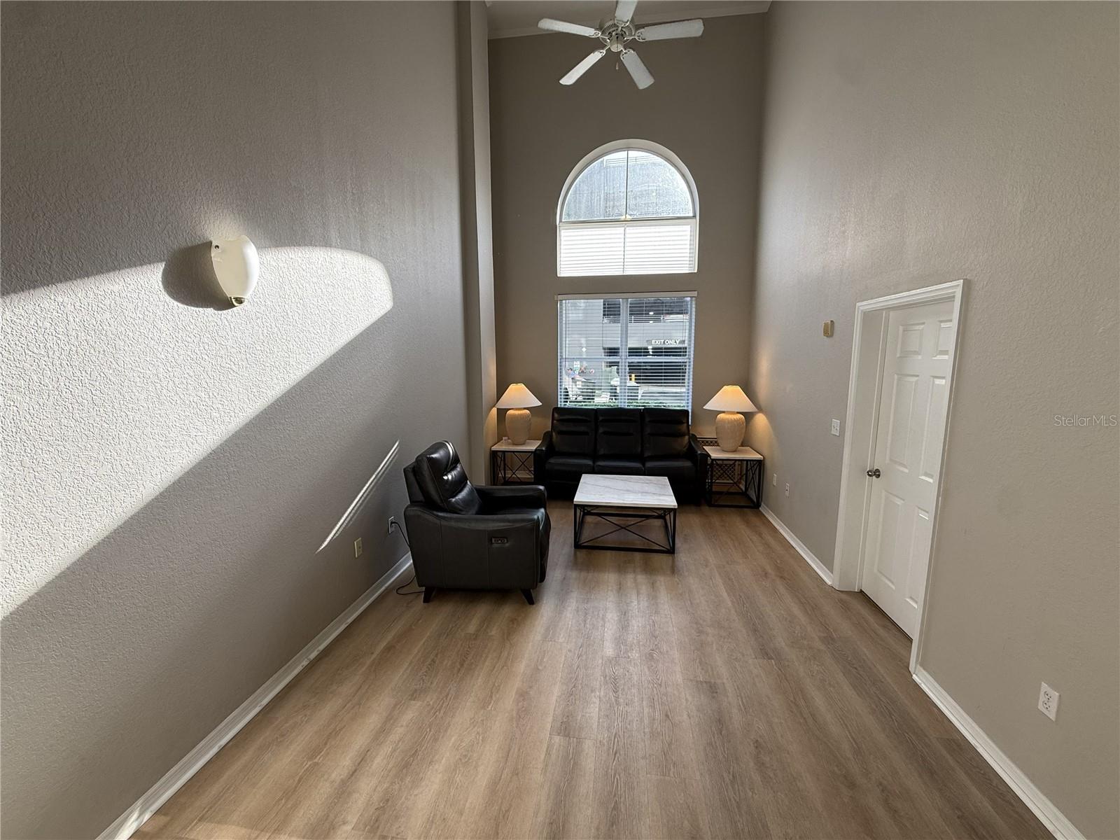 PARKCREST HARBOUR ISLAND CONDO - Residential Lease