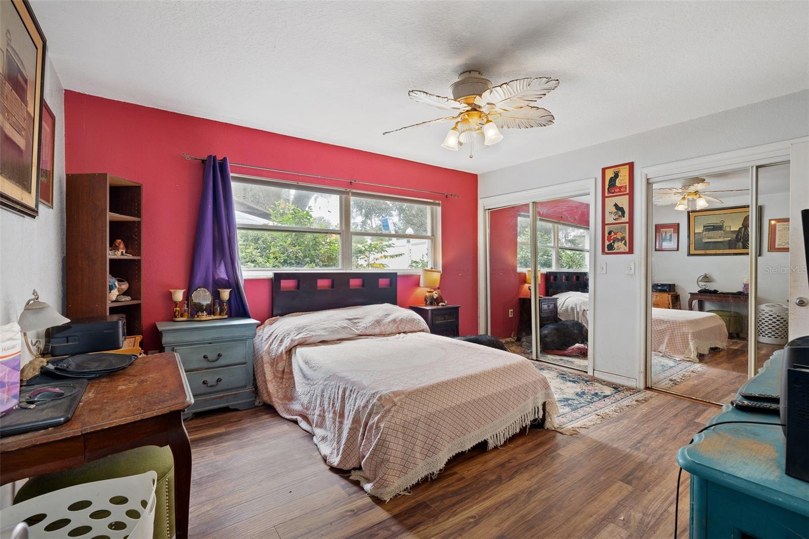 BRYANTS LAKE VIEW MANOR - Residential