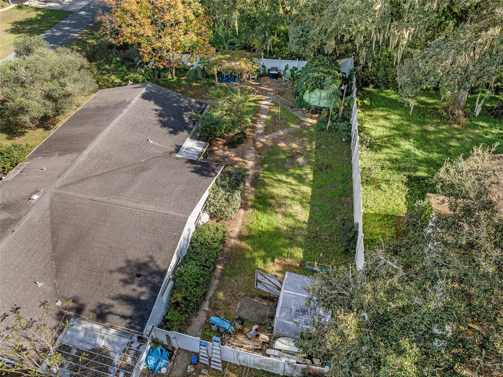 BRYANTS LAKE VIEW MANOR - Residential