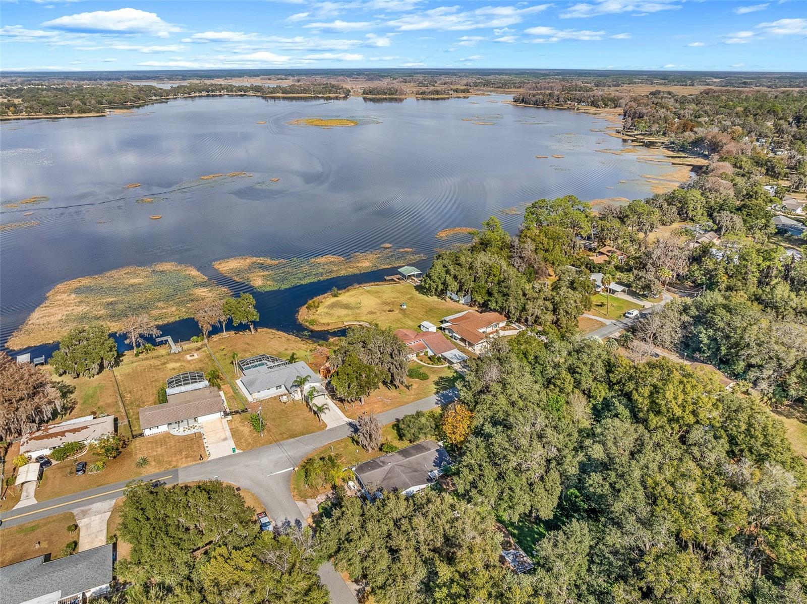 BRYANTS LAKE VIEW MANOR - Residential