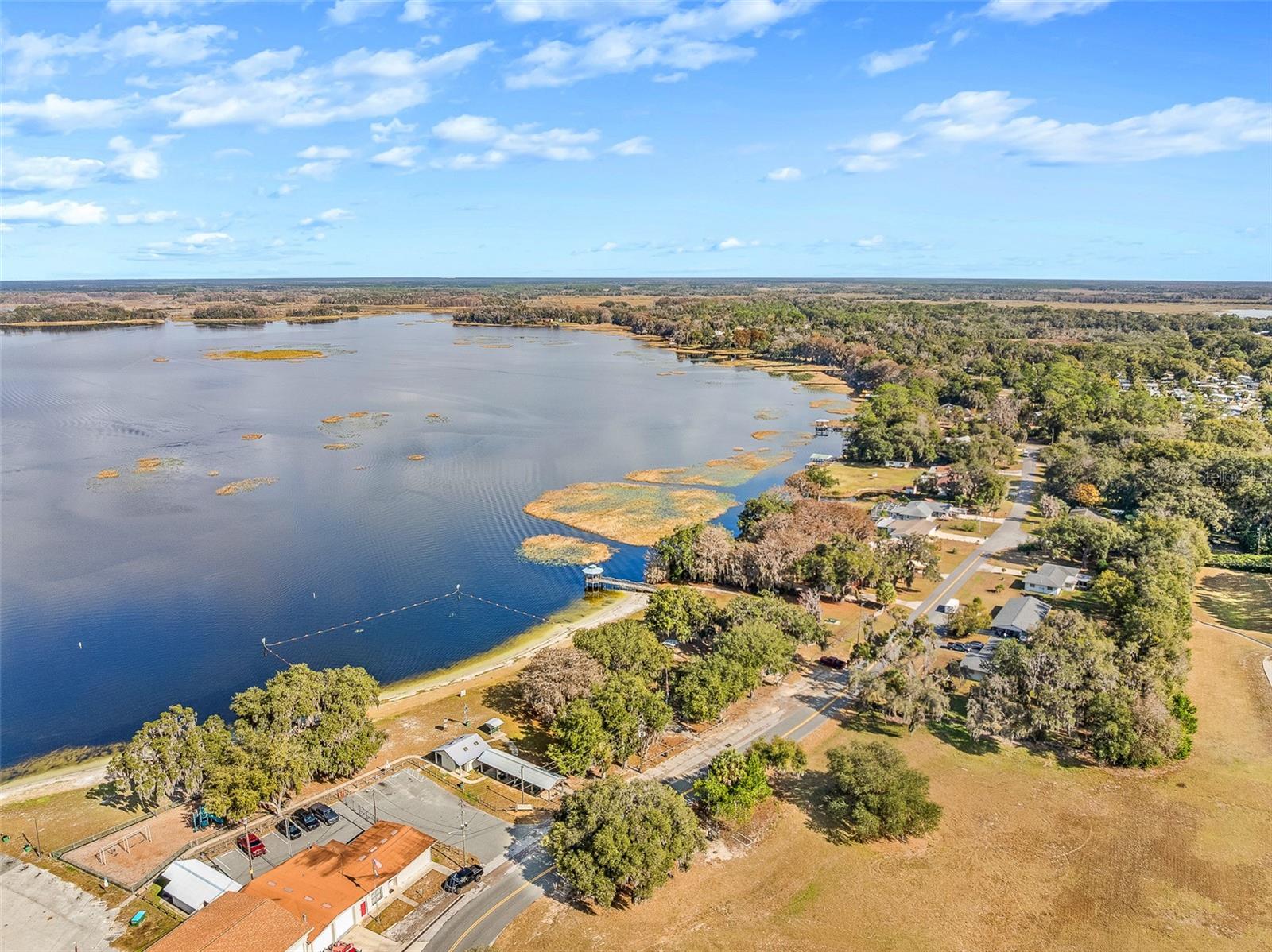 BRYANTS LAKE VIEW MANOR - Residential